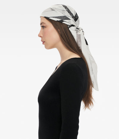 Belt Collector Scarf